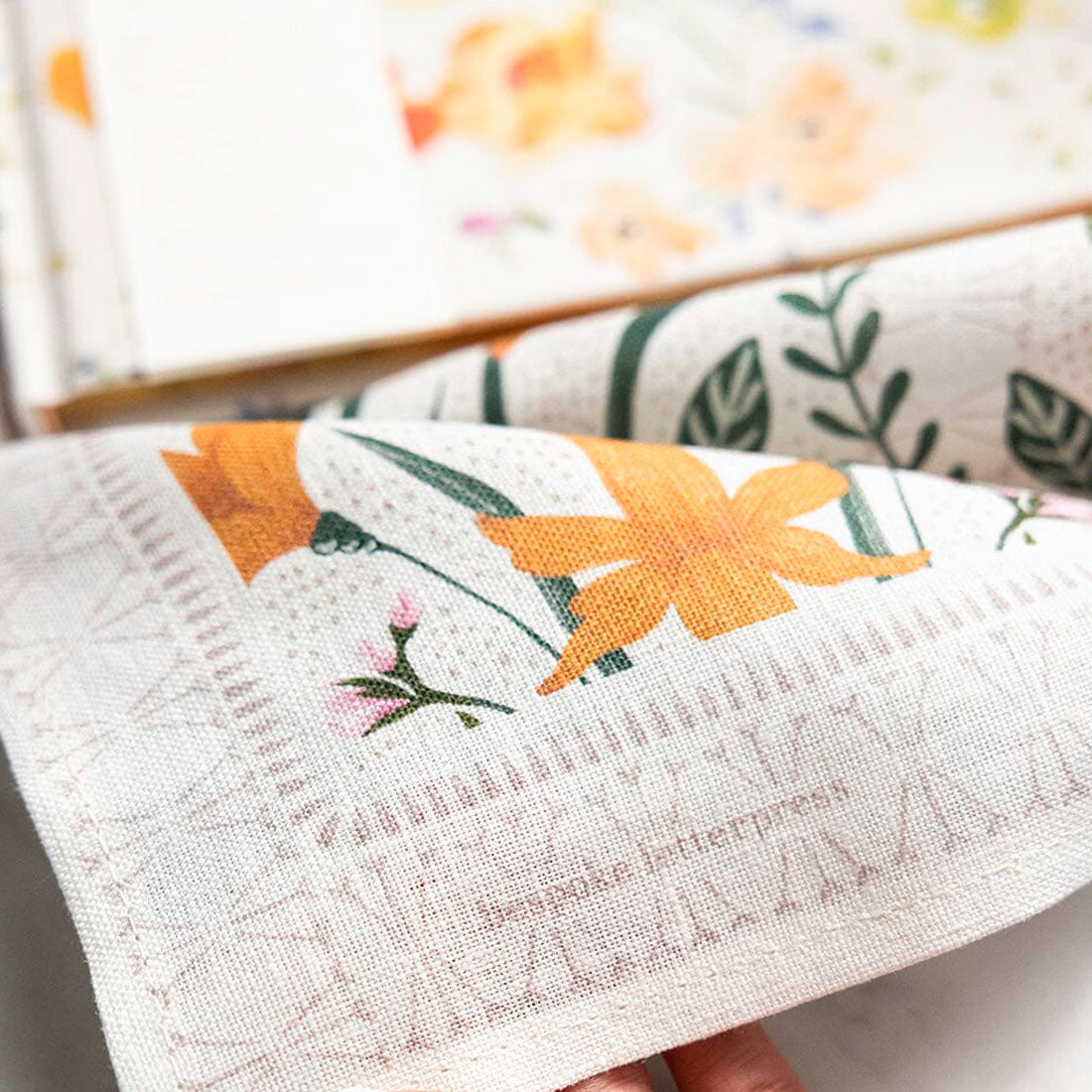 Daffodil linen tea towel