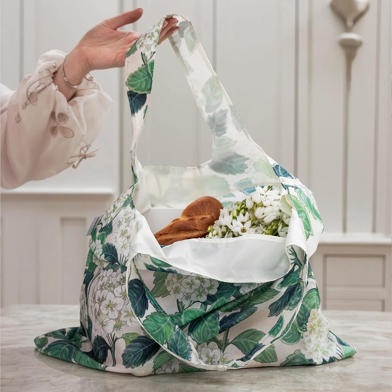 Hydrangea reusable shopping bag
