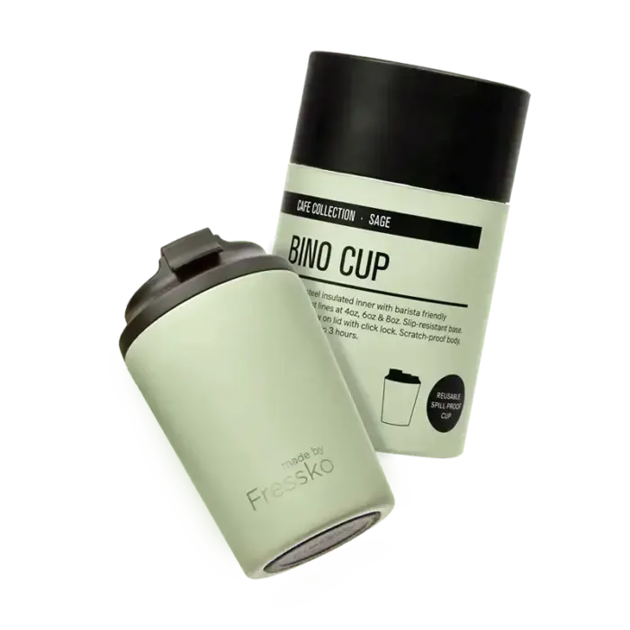 Green Fressko cup with packaging