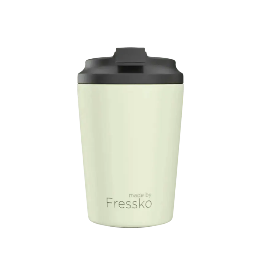 Green Fressko cup with black lid