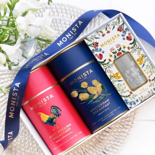gift box with tea and infuser