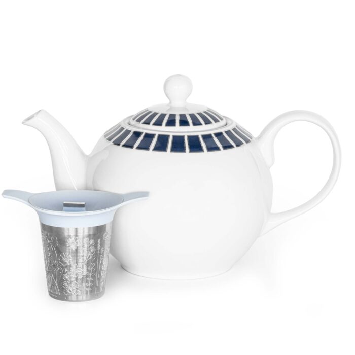 teapot with basket infuser