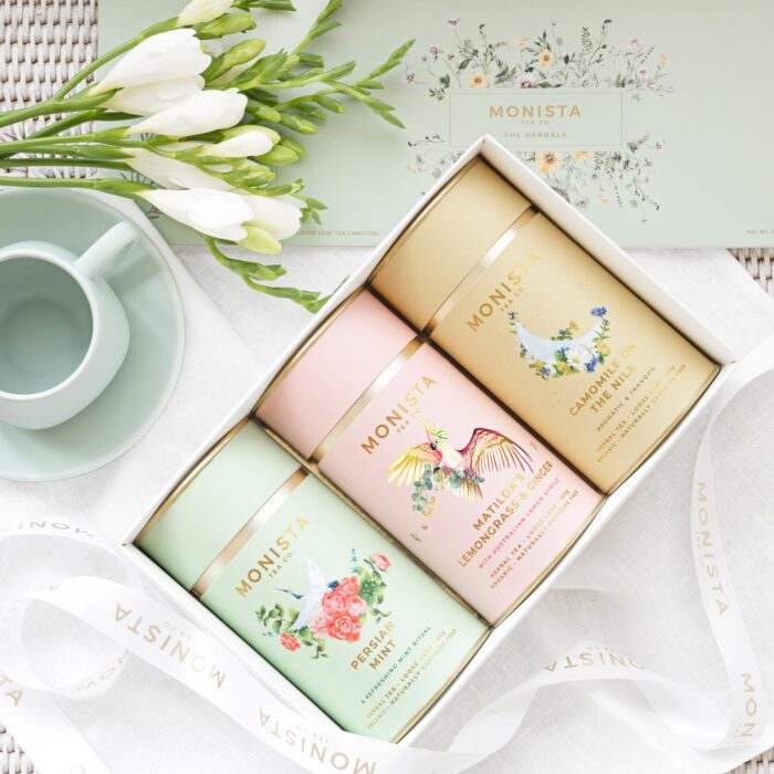 tea gift set with cup and saucer